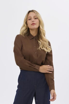 Klasyczna koszula damska w kolorze czekoladowym
