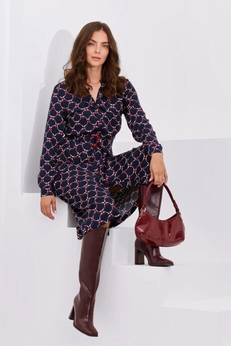 Sukienka koszulowa midi w geometryczny wzór