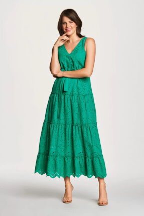 Długa bawełniana sukienka w kolorze zielonym z ażurowym wzorem